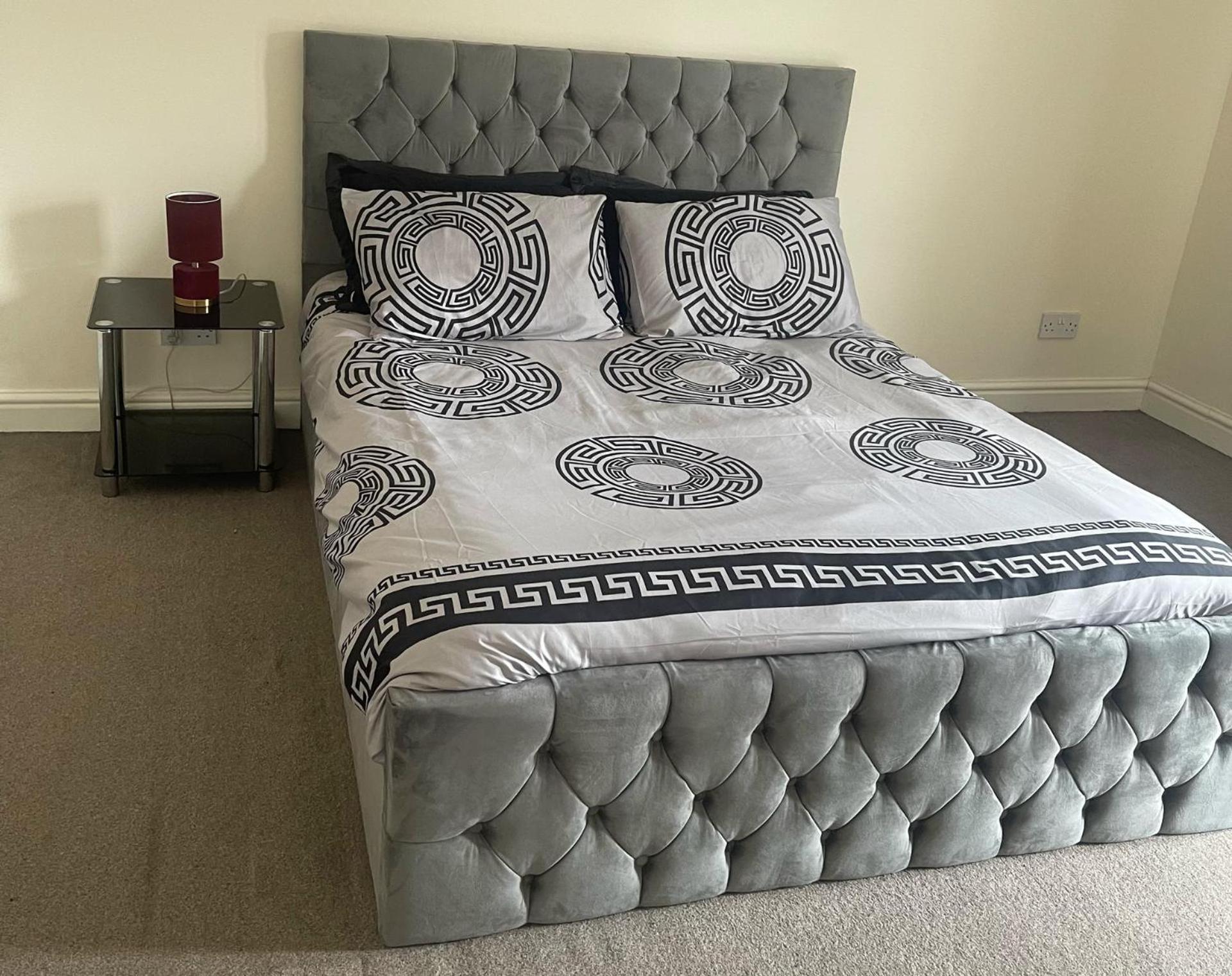 2-Bed Apartment - Sleeps 4 - Street Parking - Wifi Manchester Exterior photo
